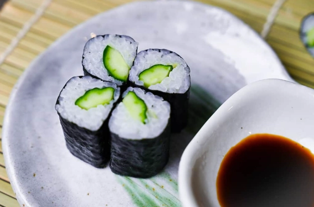 how to make hand roll sushi