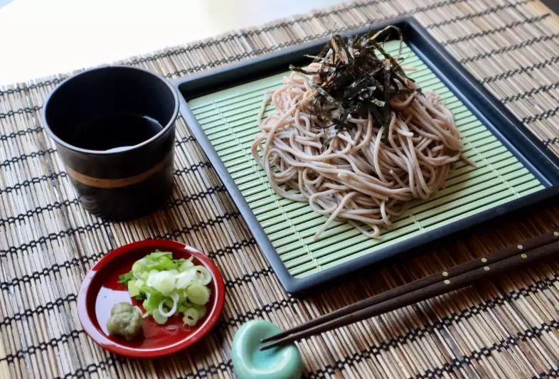 cold soba noodles
