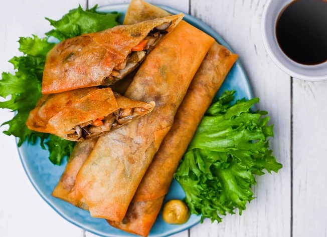 what is harumaki made of