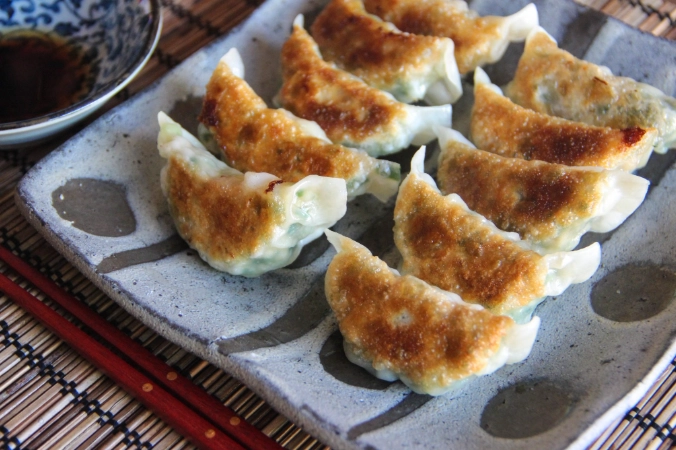 how to make shrimp gyoza