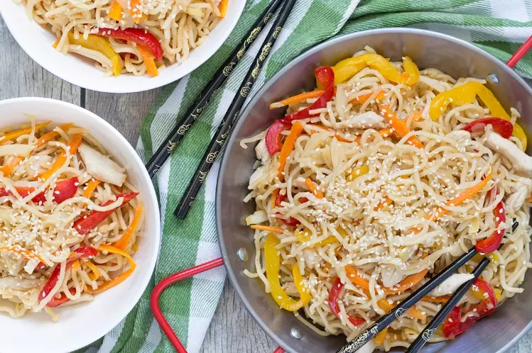 yakisoba with egg recipe yakisoba with egg recipe