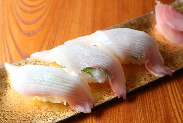 amberjack sushi