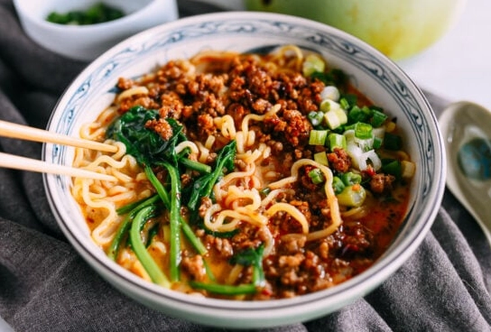 japanese noodle soup