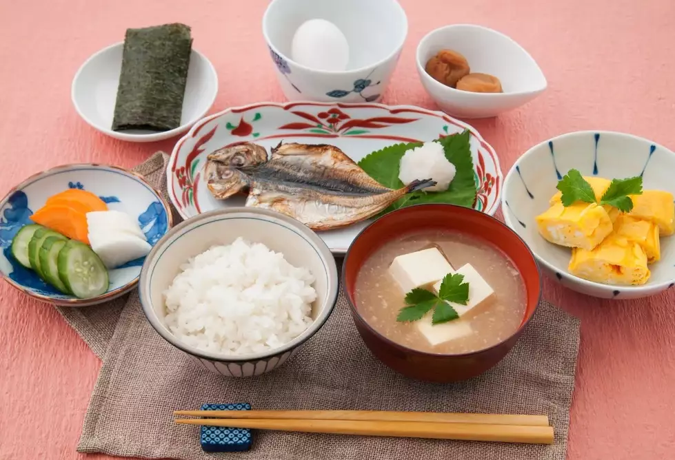 typical japanese breakfast