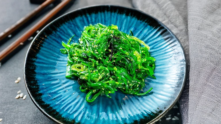 how to make wakame salad