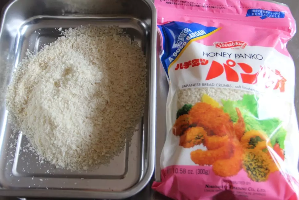 Panko vs breadcrumbs