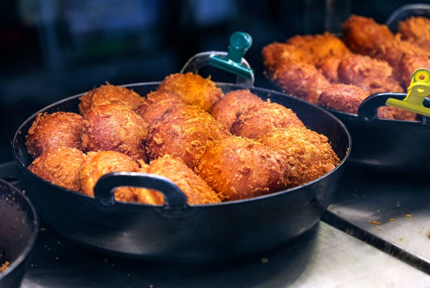 What is bread crumb coating in Japanese cooking?