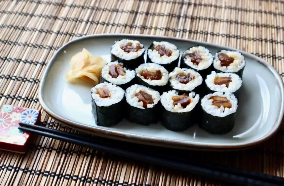 Kanpyo roll recipe