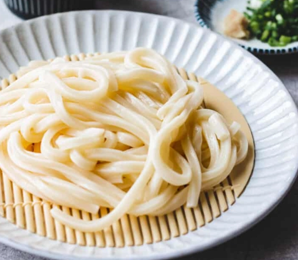cold udon noodles