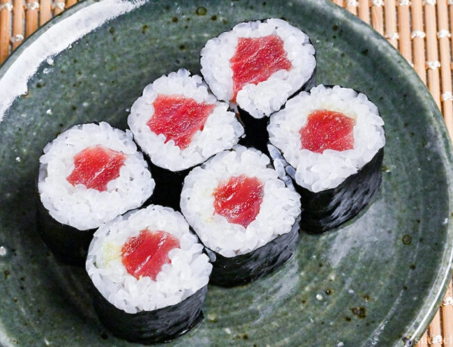 tuna roll